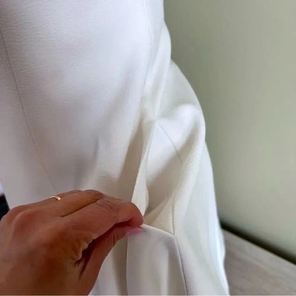 Keepsake Between Friends White Mini Dress Size Large - Picture 11 of 16